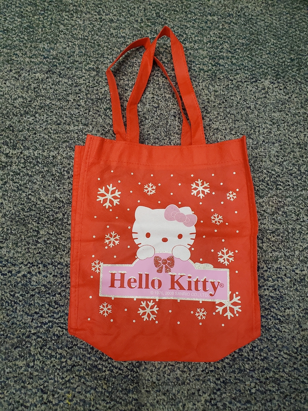 Hello Kitty Red Tote with Pink Accent Snowflake Graphic Sanrio 2008 EUC